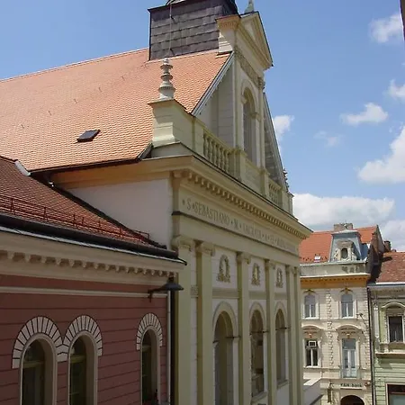 Lóránt Apartman Pécs