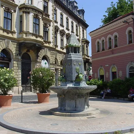 Daire Lorant Apartman *