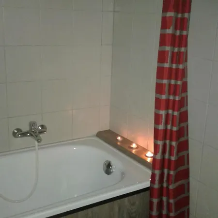 Appartamento Lóránt Apartman *